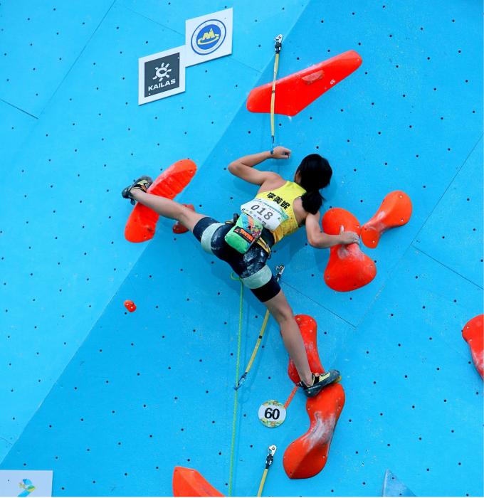 2024全国攀岩冠军赛全南开幕 江西选手包揽男女冠