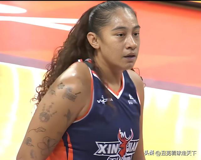 新疆天山女篮力克山东晋级半决赛 朦桐组合闪耀