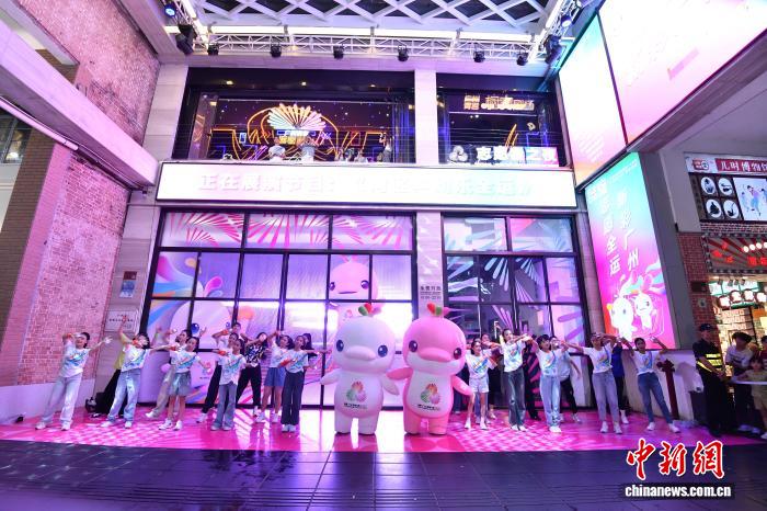 穗港澳文艺志愿者共绘全运文化新画卷