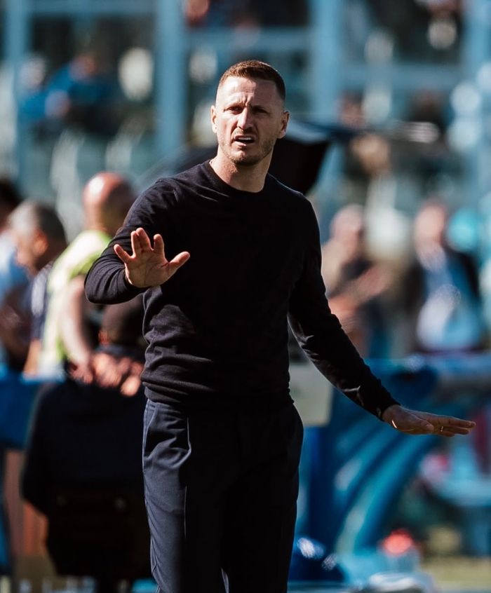 尤维斯塔比亚客场1-1逼平佩斯卡拉 阿巴特率队延